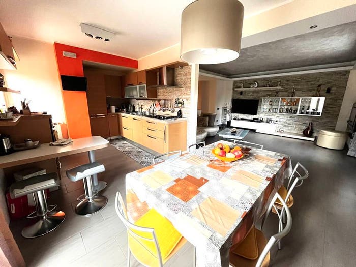 Appartamento con 5 locali in vendita in Via Elio Vittorini, Centro, Fondi