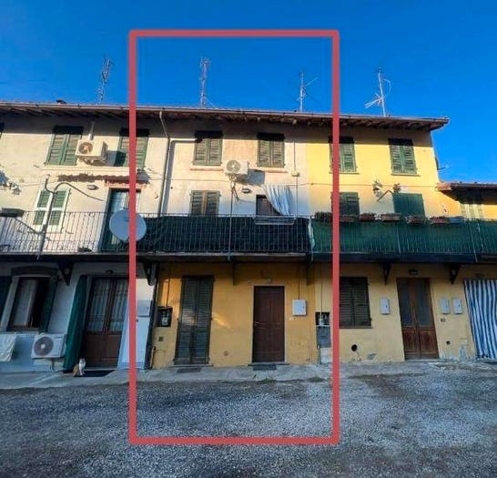 Appartamento bilocale in vendita in Via Garibaldi, Centro, Chignolo Po
