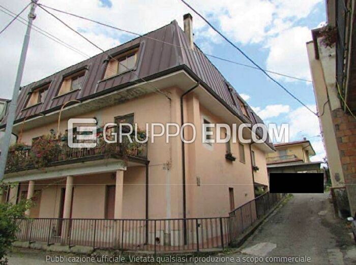 Appartamento con 6 locali in vendita in via Passo dell'Agrifoglio, Siano Cava, Catanzaro