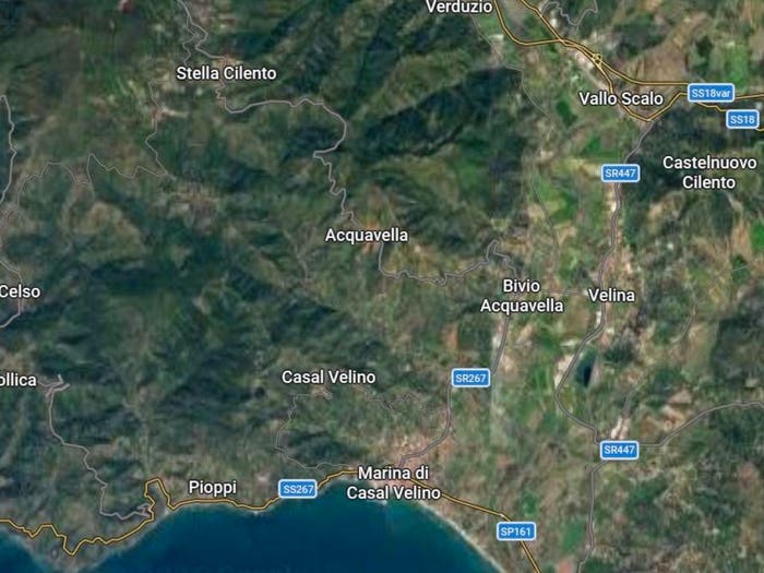 Casa con 6 locali in vendita in Via Pedemontana, Rungi, Casal Velino