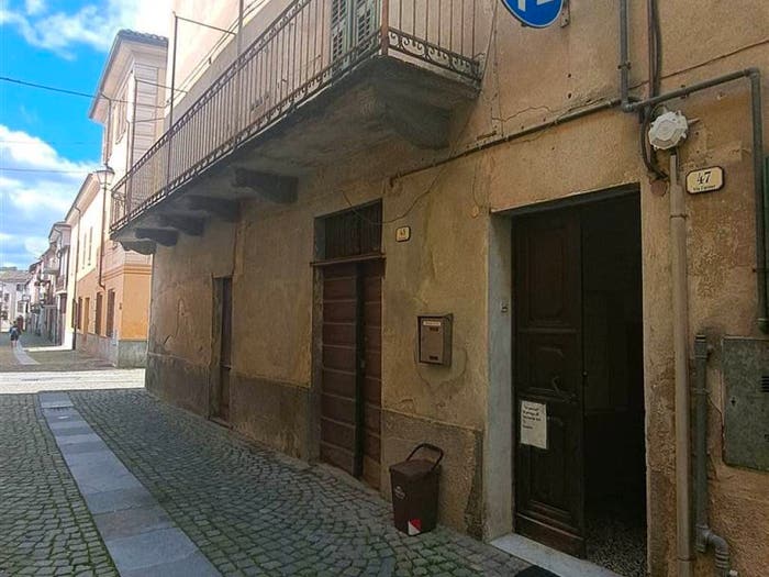 Appartamento con 6 locali in vendita in Bistagno