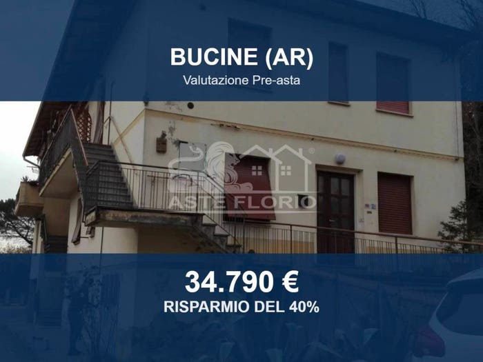 Appartamento con 5 locali in vendita in Via San Salvatore, Centro, Bucine