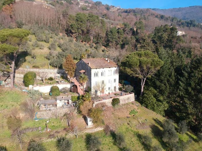 Casa con 6 locali in vendita in Brancoleria, Lucca