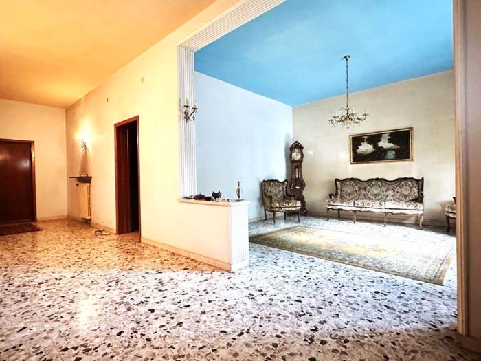 Casa con 6 locali in vendita in Centro, Capannoli