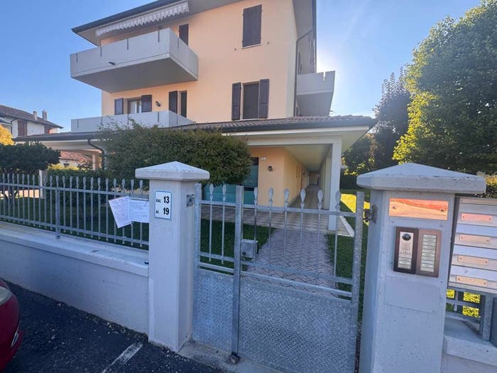 Appartamento trilocale in vendita in Via San Michele, Centro, Luzzara