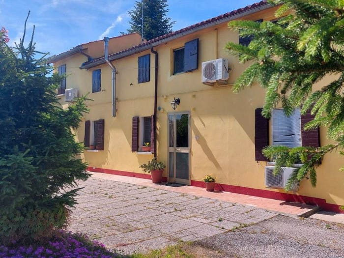 Casa con 6 locali in vendita in Via Bassetto, San Bartolomeo, Ferrara