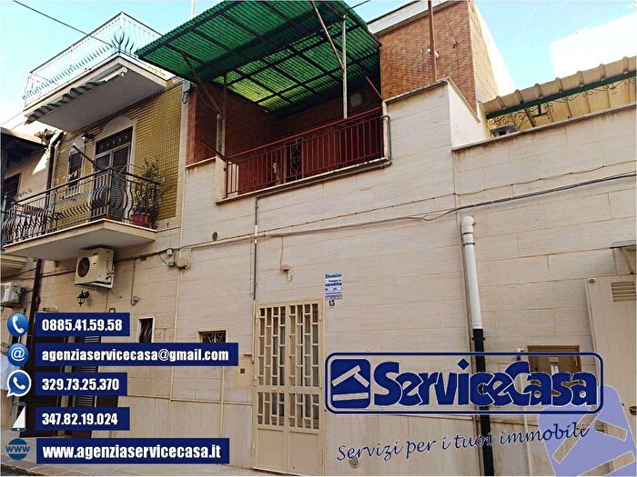 Casa trilocale in vendita in Via San Giovanni Rotondo, Cerignola
