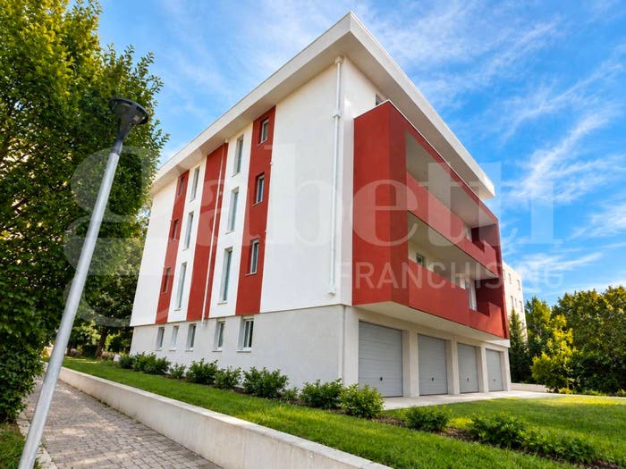 Appartamento quadrilocale in vendita in Via Roma, Centro, Mogliano Veneto