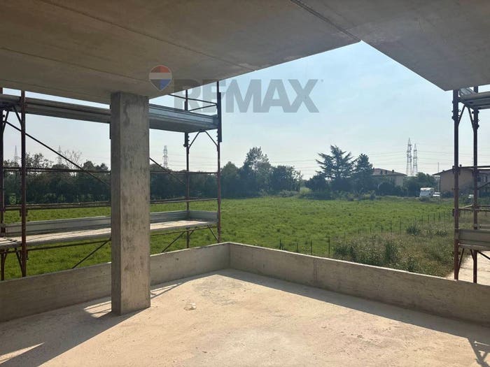 Appartamento quadrilocale in vendita in via giacomo leopardi, Centro, Costa di Mezzate