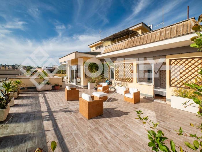 Casa con 6 locali in vendita in Via Alessio Nazari, Colli Portuensi Casaletto, Roma
