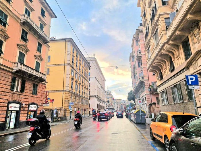 Appartamento bilocale in vendita in Via Carlo Barabino, Foce, Genova