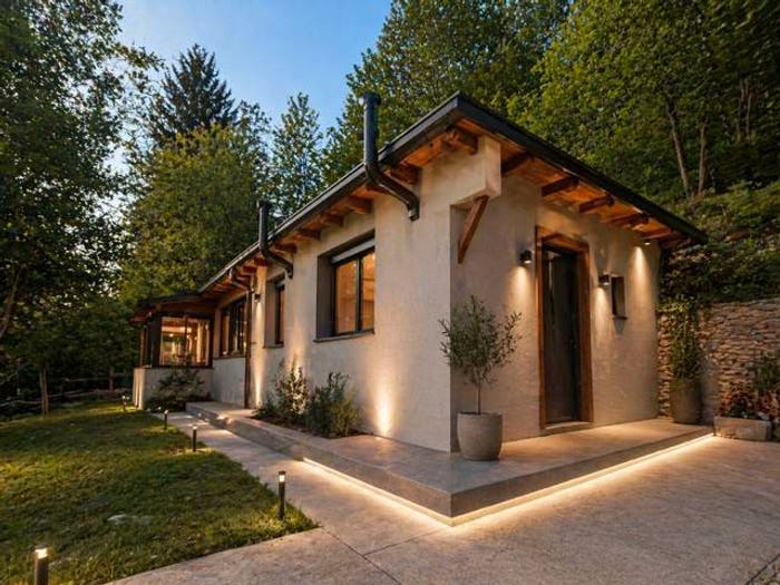 Casa trilocale in vendita in Via per Cuasso al Piano, Cuasso al Monte