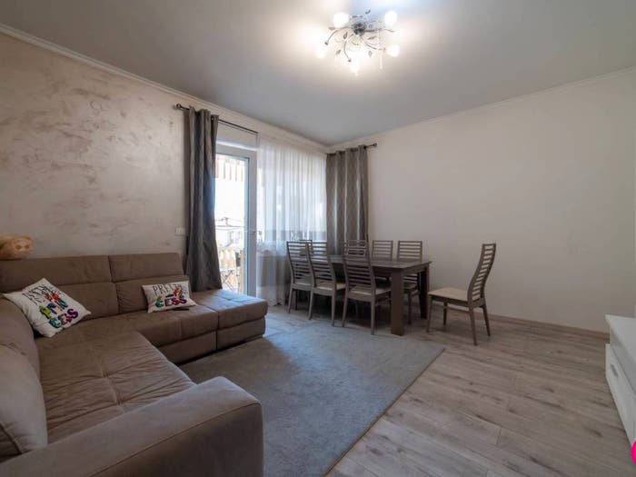Appartamento con 6 locali in vendita in Via Cavalleggeri di Saluzzo, Rorai Grande Grigoletti, Pordenone