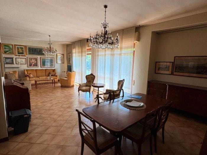 Appartamento con 6 locali in vendita in Via Fulcheria, Po, Cremona