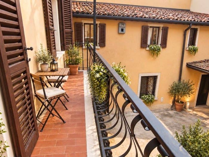 Appartamento quadrilocale in vendita in Corso Giuseppe Garibaldi, Lonato, Lonato del Garda