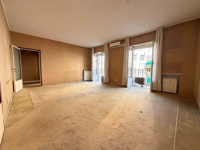 Appartamento quadrilocale in vendita in Via Giulio e Corrado Venini, Pasteur, Milano