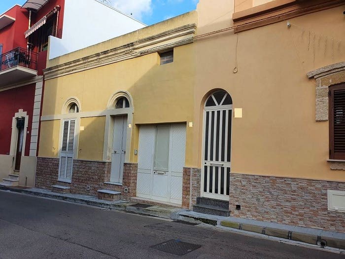 Appartamento con 5 locali in vendita in Via Gaetano Vinci, Centro, Parabita