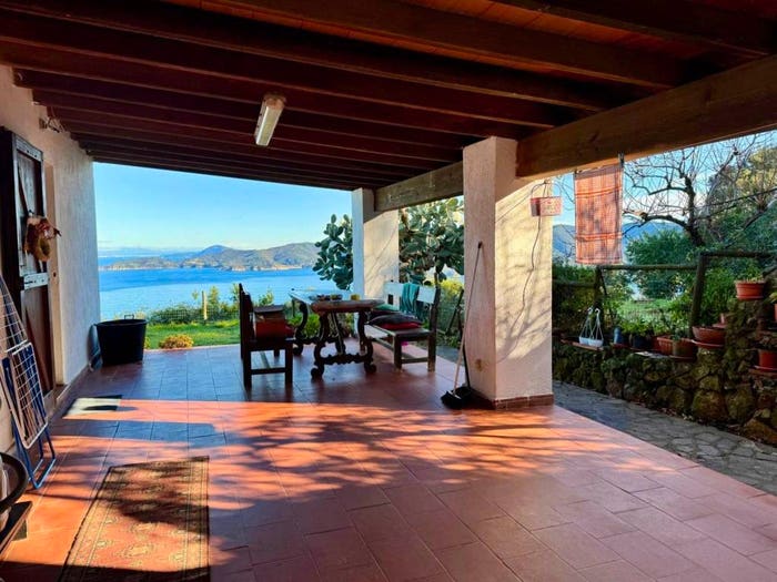 Casa con 6 locali in vendita in Centro, Marciana Marina
