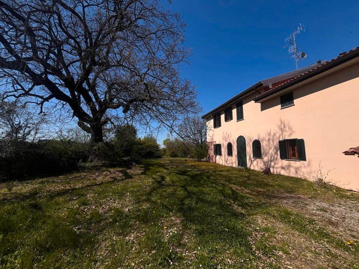 Casa con 6 locali in vendita in Via Malvezza, Castel San Pietro Terme