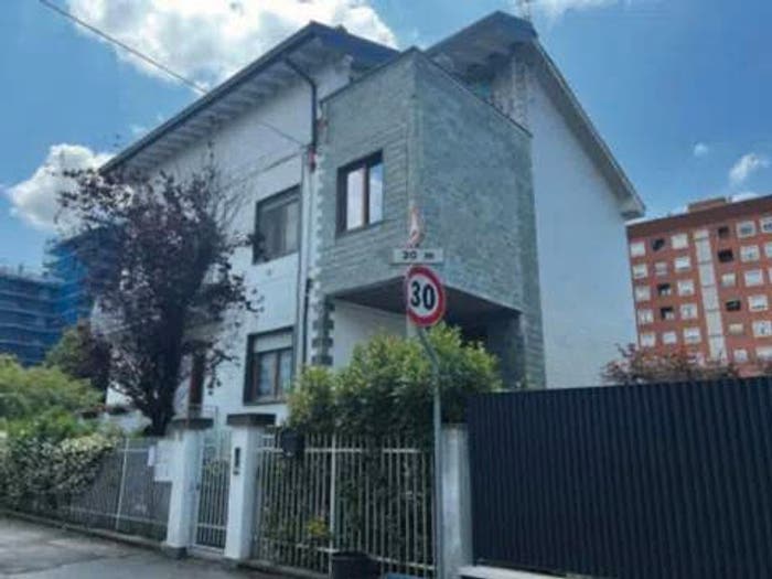 Appartamento quadrilocale in vendita in Via Vincenzo Bellini, Centro, Bollate