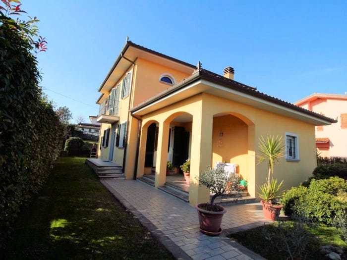 Casa con 6 locali in vendita in Via San Giuseppe, San Giuseppe, Montecarlo