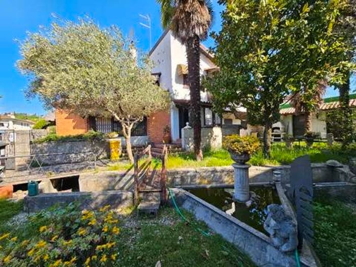 Casa con 5 locali in vendita in Via Arnaldo Piutti, Centro, Conegliano