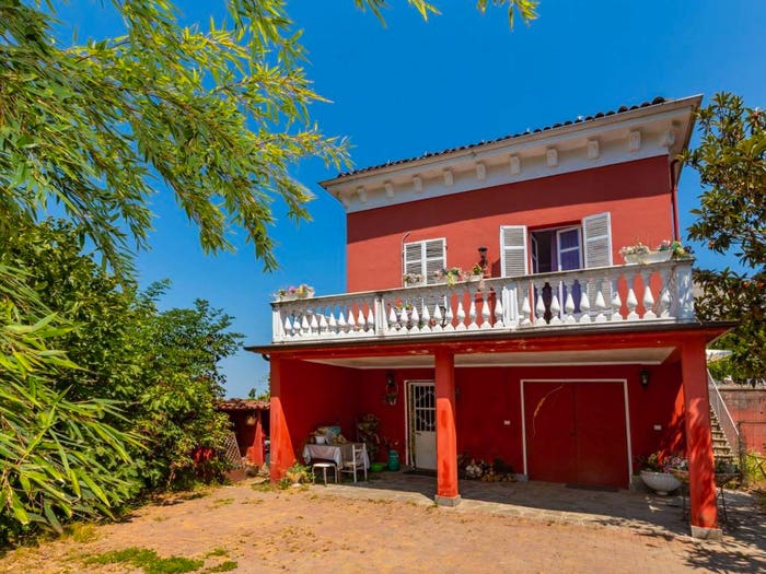 Casa con 6 locali in vendita in Via Villa, Cavagnolo