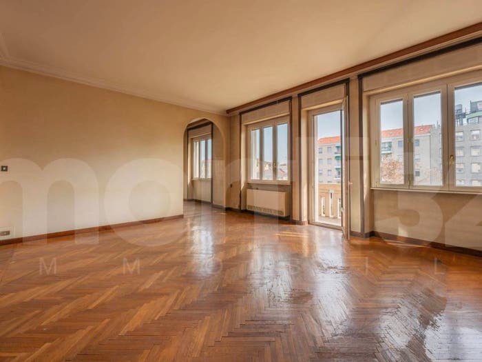 Appartamento con 5 locali in vendita in Viale Bianca Maria, Guastalla, Milano