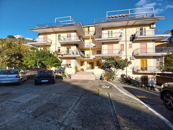 Appartamento con 6 locali in vendita in Via Marinella, Cetraro Marina, Cetraro