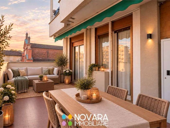 Appartamento con 6 locali in vendita in Via Andrea Costa, San Martino, Novara