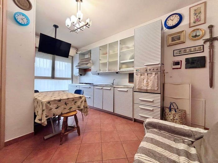 Appartamento bilocale in vendita in Via Giornate, Centro, Bollate