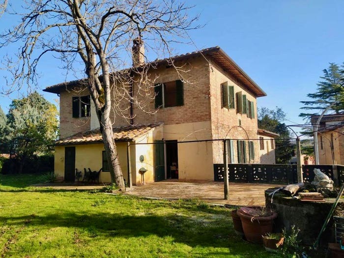 Casa con 6 locali in vendita in Via Veneto, Mercatello, Marsciano