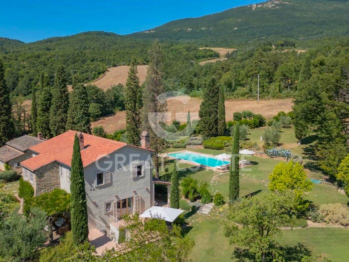Casa con 6 locali in vendita in Centro, Cetona