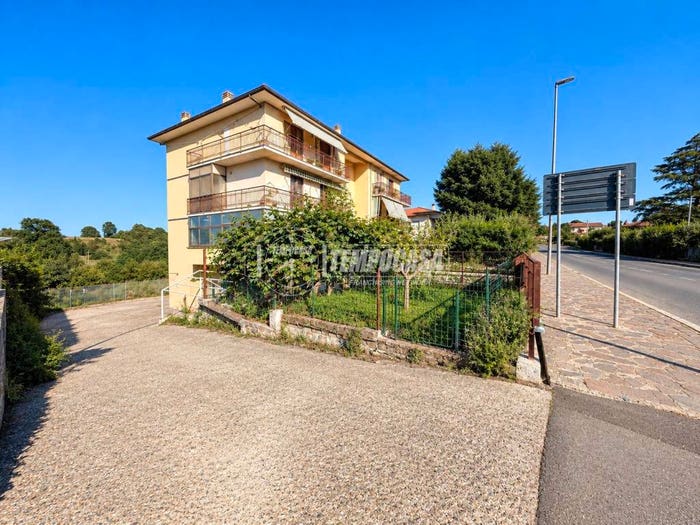 Appartamento quadrilocale in vendita in Strada Regionale Maremmana, Il Casone, Pitigliano