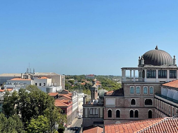 Appartamento trilocale in vendita in Lungomare Guglielmo Marconi, Venezia