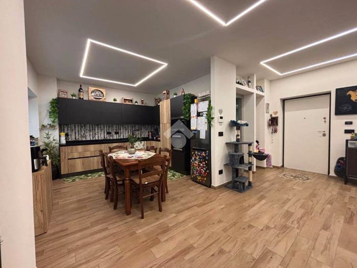 Casa con 5 locali in vendita in Via Beccaria, Centro, None