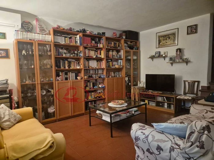 Appartamento quadrilocale in vendita in Via Cassia, Tavarnuzze, Impruneta