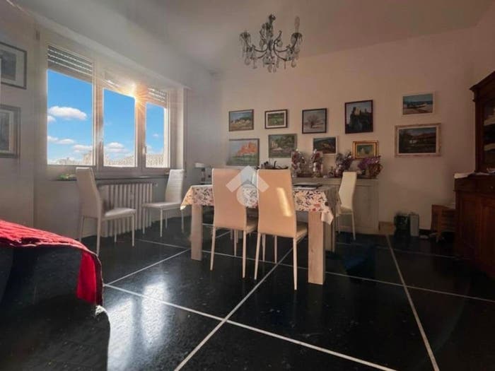 Appartamento quadrilocale in vendita in Via stefano canzio, Novi Ligure