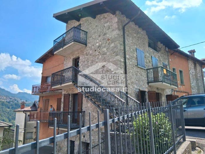 Appartamento trilocale in vendita in San Carlo, Algua