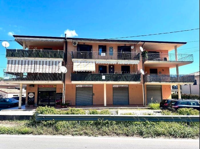 Appartamento trilocale in vendita in Via Verduzio, Verduzio, Casal Velino