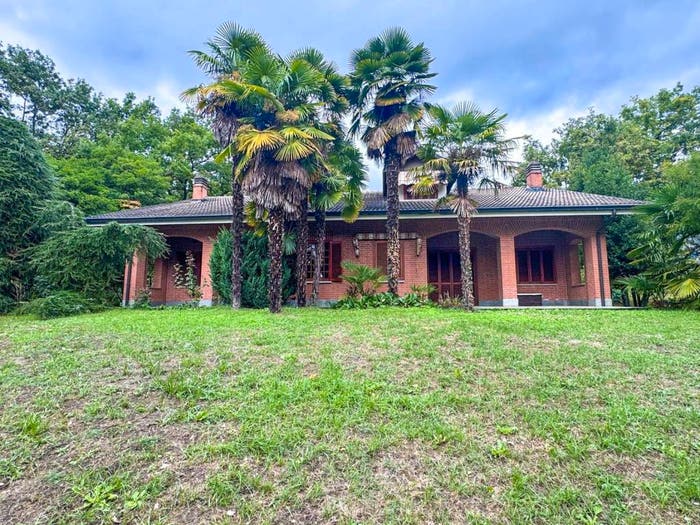 Casa con 6 locali in vendita in Via Brusà, Val della Torre