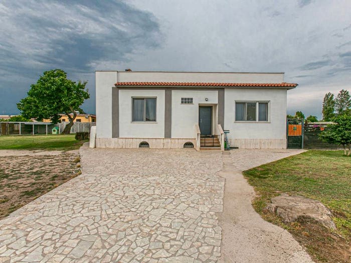 Casa con 6 locali in vendita in Via Silvio Spaventa, Loricina Seccia Tre Cancelli, Nettuno