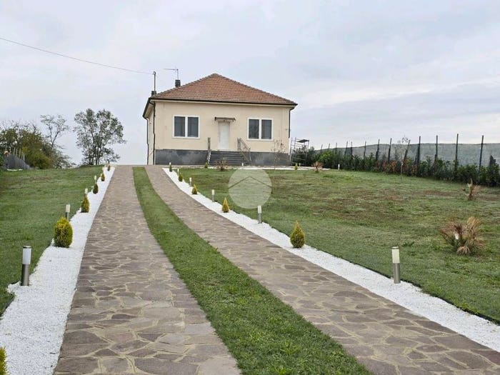 Casa trilocale in vendita in Frazione San Giulio, San Damiano d'Asti