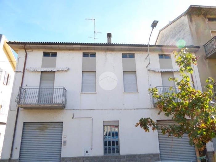 Casa quadrilocale in vendita in Piazza foro boario, Centro, Santa Maria della Versa