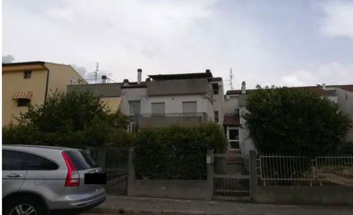 Appartamento con 6 locali in vendita in Via delle Querce, Centro, Atella