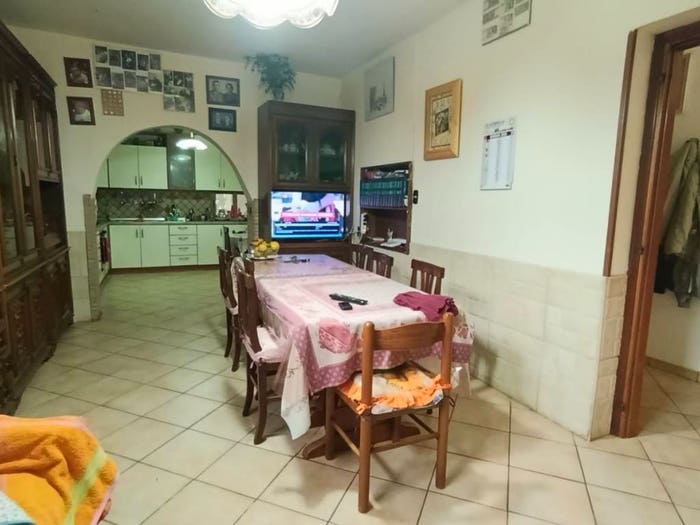 Casa con 6 locali in vendita in Via San Marco, Minturno