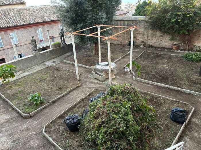 Appartamento trilocale in vendita in Via Cesare Battisti, Centro, Fermo