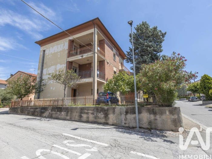 Casa con 6 locali in vendita in Via Grazie, Centro, Filottrano