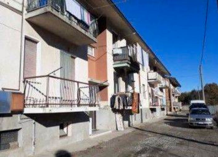 Appartamento in vendita in Via Milano, Angera
