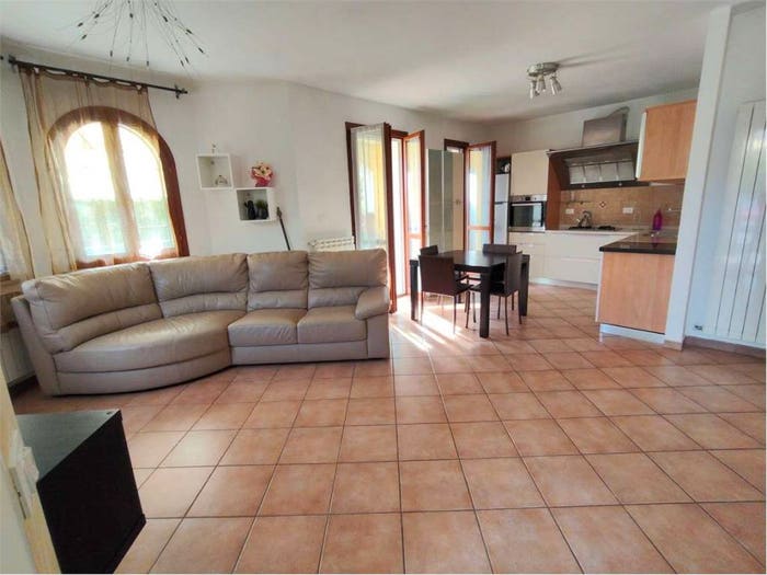 Casa quadrilocale in vendita in via dogana, Casano Dogana Isola, Luni